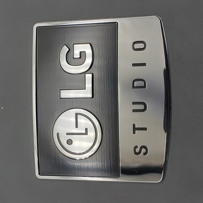 Logo métallique nickel électroplaqué écologique Logo personnalisé pour la marque professionnelle