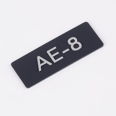 Emballage Impression Logos métalliques en aluminium Durable et personnalisé pour la personnalisation