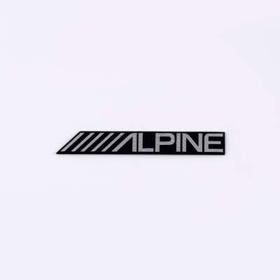 Logos métalliques en argent nickel écologique Directement OEM Forme et couleur