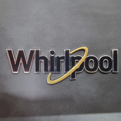 Personnalisation professionnelle des logos métalliques Logo personnalisé et production d'aluminium par OEM