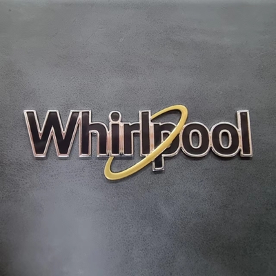 Personnalisation professionnelle des logos métalliques Logo personnalisé et production d'aluminium par OEM