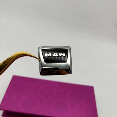 Production sur mesure d'autocollants métalliques électroformants au nickel pour clés de voiture
