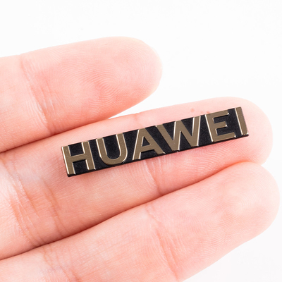 Logo Huawei personnalisé Plaque de nom en acier inoxydable pour l'emballage de produits électroniques