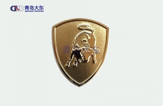 Logo de voiture en métal personnalisé idéal pour votre stratégie de marque